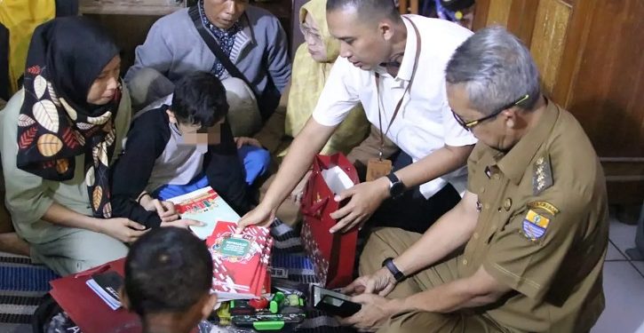 Mengalami Depresi, Ini Alasan Sang Ibu Menjual Handphone Milik Anaknya