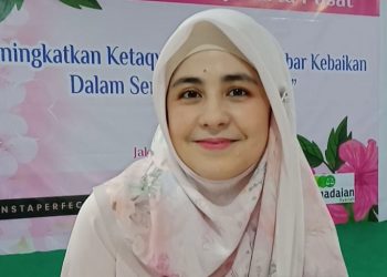 Risty Tagor Mengaku Sedang Menyiapkan Diri untuk Kembali Menunaikan Ibadah Haji