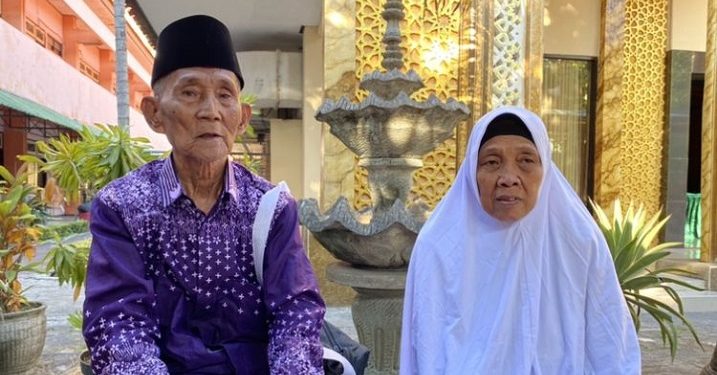 Kumpulkan Uang Parkir Setiap Hari, Pasutri asal Bojonegoro Berangkat ke Tanah Suci