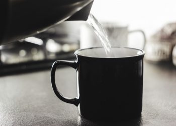 Dapat Menyebabkan Batu Ginjal, karena Seringa Duduk Terlalu Lama?