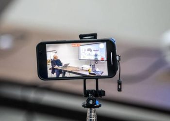 ChatGPT Membimbing Pengembang Aplikasi Jepang yang Berusia 89 Tahun