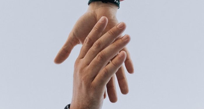 Memanfaatkan Kebaikan Orang Kafir