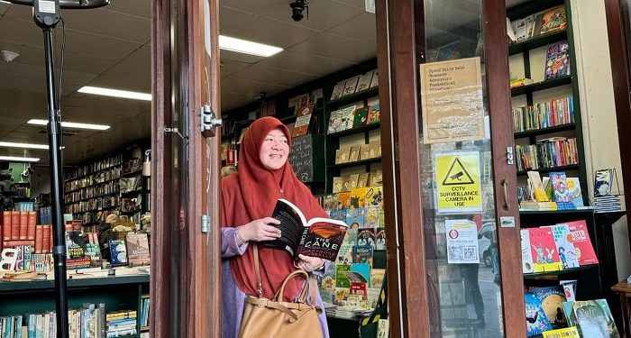 Buku itu Gerbang Ilmu
