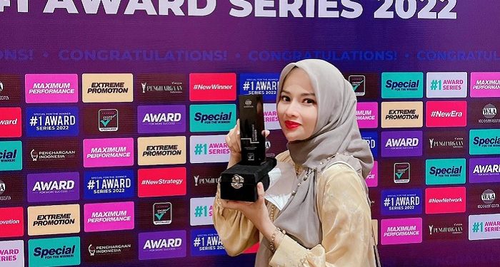 Raih 124 Penghargaan dari Dalam dan Luar Negeri, dr. Ayu Widyaningrum Siap Cetak Rekor MURI