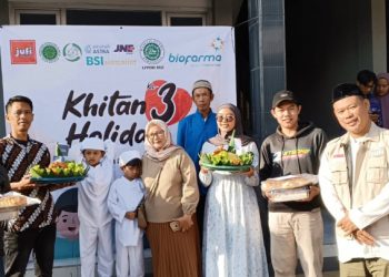 Jufi Adakan Khitan Holiday III di Pesantren Persis Rancabango Garut