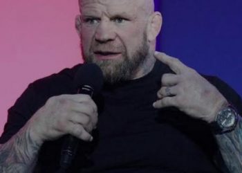 Juara Dunia MMA Jeff Monson Masuk Islam