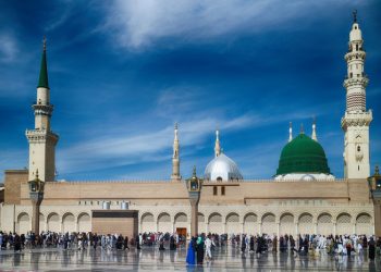 Hukum Umroh Untuk Orang Lain