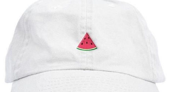 Simbol Solidaritas untuk Palestina, Penggemar Sepak Bola di Jerman Kenakan Topi Semangka