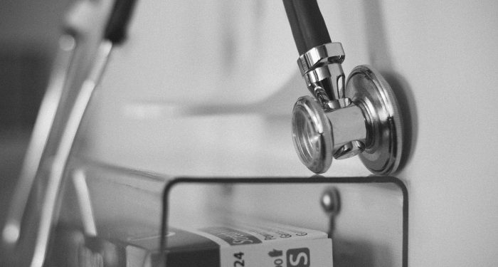 Para Pejabat Gaza Menuntut Israel untuk Membebaskan 310 Petugas Kesehatan