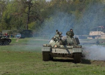 Tank dan Pesawat Tak Berawak Milik Israel Menyerbu Rafah Bagian Barat