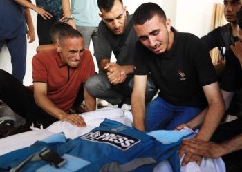 Serangan Bom Israel Menewaskan Jurnalis Palestina Lainnya di Gaza