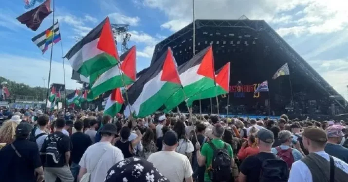 Solidaritas Palestina Menjadi Pusat Perhatian di Festival Glastonbury 2024