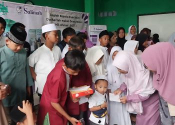 Peringati Hari Anak di Bulan Muharram, Salimah Desa Rawapanjang Adakan Santunan dan Khitan Gratis