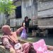 Berperahu, Pengurus Salimah Tebar Bantuan Korban Banjir Gorontalo