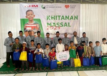 Dewan Masjid Al Haqqul Mubbiin bersama Rumah Zakat Mengadakan Khitanan Massal 2024 untuk Yatim dan Dhuafa