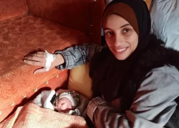 Kelahiran Traumatis di Gaza, Ibu yang Melahirkan di Jalan