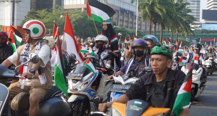 Gelombang Spirit Pembebasan Palestina, Ribuan Masyarakat Indonesia Tempuh Jarak 15 KM di Indonesia Peace Convoy Jakarta