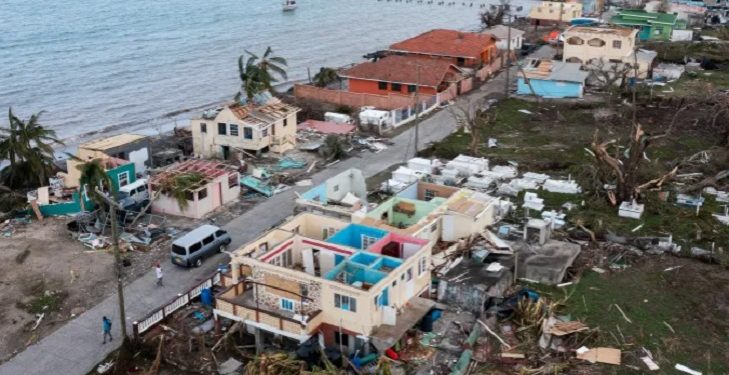 Badai Beryl Melanda Beberapa Pulau Karibia Sebelum Menerjang Kepulauan Cayman
