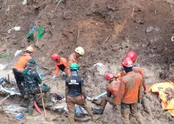 23 Orang Meninggal Setelah Tanah Longsor di Pulau Sulawesi