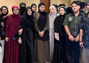 Ustaz Hanan Attaki Menanggapi Wanda Hara saat Hadiri Kajian Menggunakan Cadar