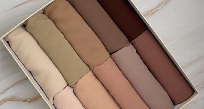 Fakta Warna Hijab yang Cerah untuk Kulit Sawo Matang