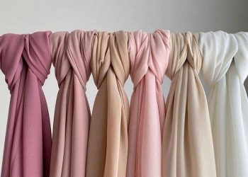 Anti Gerah, Berikut Lima Rekomendasi Bahan Hijab