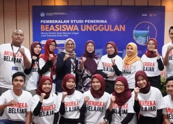 Beasiswa Unggulan Kemendikbudristek untuk Masyarakat Berprestasi 2024