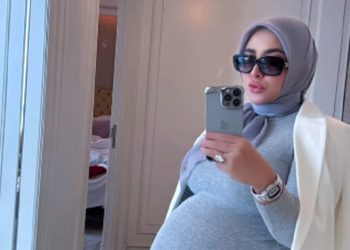 Potret Syahrini yang Memasuki Usia Kehamilan Sembilan Bulan