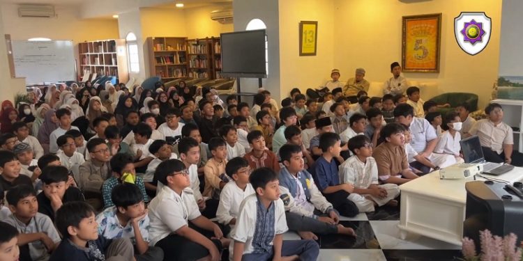 Siswa Kelas Empat, Lima, Enam SD JISc Adakan Ifthar Jama’I dan Pesantren Ramadhan