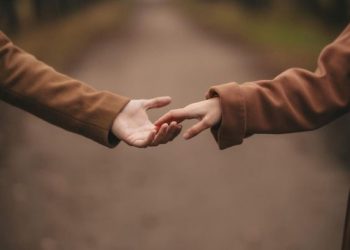 Keintiman, Lebih dari Sekadar Komunikasi