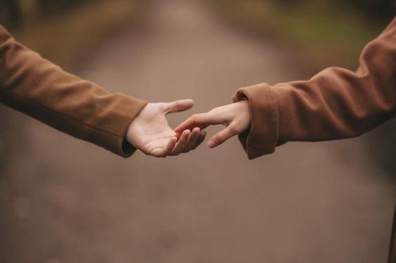 Keintiman, Lebih dari Sekadar Komunikasi