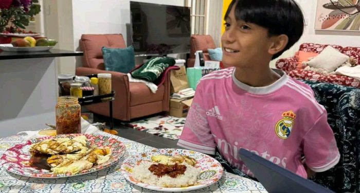 Telur sama Kecap itu Sesuatu