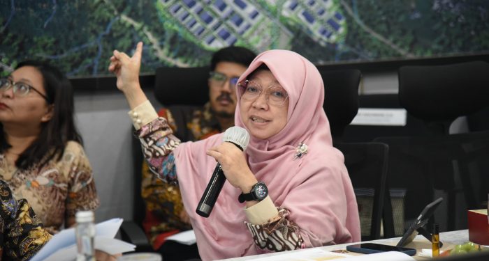 Daya Beli Masyarakat Anjlok, Pemerintah Jangan Lengah
