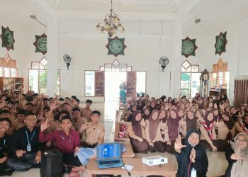 ALW Goes To School Beraksi di Pesantren Modern Syahid Angkat Tema Revealing Bogor