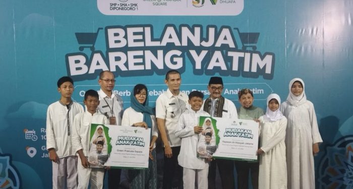 Perguruan Diponegoro Gandeng Dompet Dhuafa Gelar Belanja Bareng Yatim