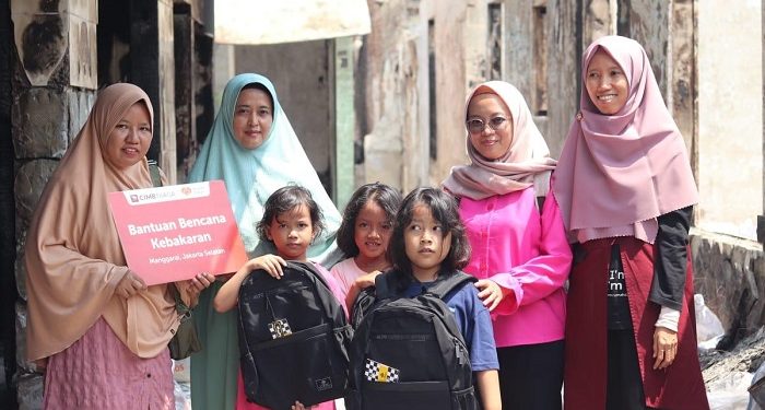 Rumah Zakat dan CIMB Niaga Salurkan Bantuan untuk Korban Kebakaran Manggarai, Jakarta Selatan