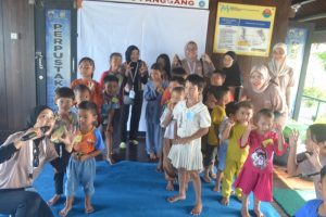 Tim Pengabdian Masyarakat UI Gelar Edukasi Asupan Makanan dan Literasi Fisik di Pulau Panggang