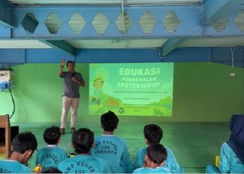Program Pendidikan Vokasi UI Gelar Edukasi Pengenalan Apotek Hidup di Pulau Pramuka