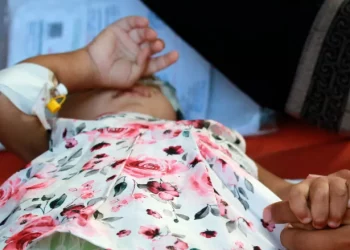 Pasien Kanker Palestina yang Terdampar di Mesir Berjuang Mencari Perawatan