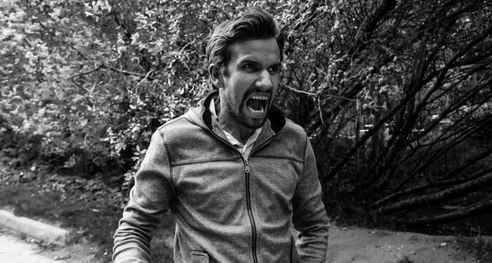 Menghadapi Suami yang Emosional dan Mengatasi Dampaknya pada Anak (2)