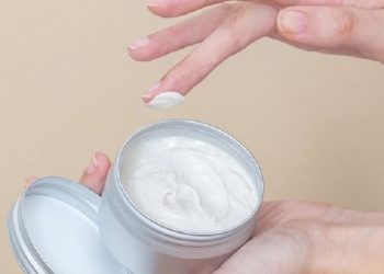 Ketahui Penyebab Kulit Berminyak