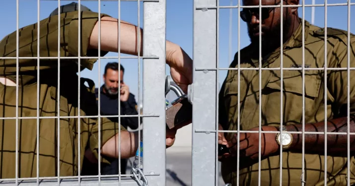 Media Israel Menerbitkan Video Tentara yang Diduga Memperkosa Tahanan Palestina