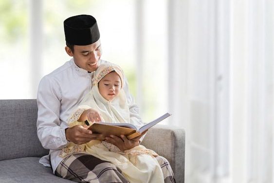 Tugas Ayah Mengantarkan Anak (2)