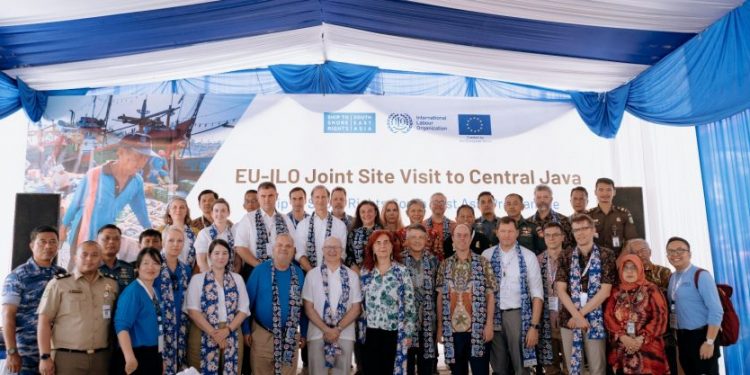 Uni Eropa-ILO Soroti Kemajuan Hak-hak Ketenagakerjaan Awak Kapal Perikanan Indonesia di Jawa Tengah