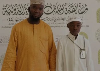 Seorang Anak Tampil Mengesankan di Kompetisi Al Quran Internasional Makkah