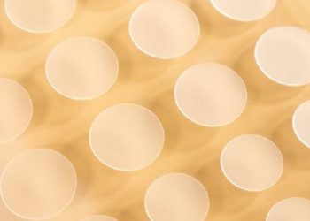 Ketahui Cara Memakai Acne Patch yang Tepat