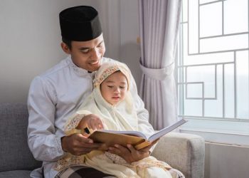 Tugas Ayah Mengantarkan Anak (1)