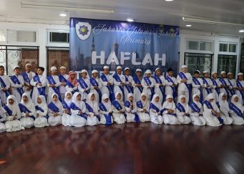 Siswa Kelas 4 Jakarta Islamic School Laksanakan Haflah Tahfizh Tahsin