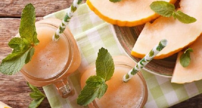 Jus Melon dan Stroberi dapat Mengatasi Efek Samping Pusing dan Mual