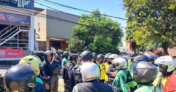 Sempat Ricuh, Ojek Online dan Ojek Pangkalan Pasir Impun Bandung Masih Berseteru